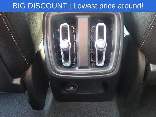 Used 2023 Volvo XC40 B5 Plus AWD/4WD image 20