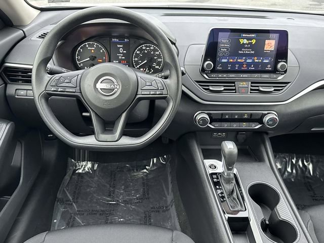 Certified 2025 Nissan Altima 2.5 S image 16