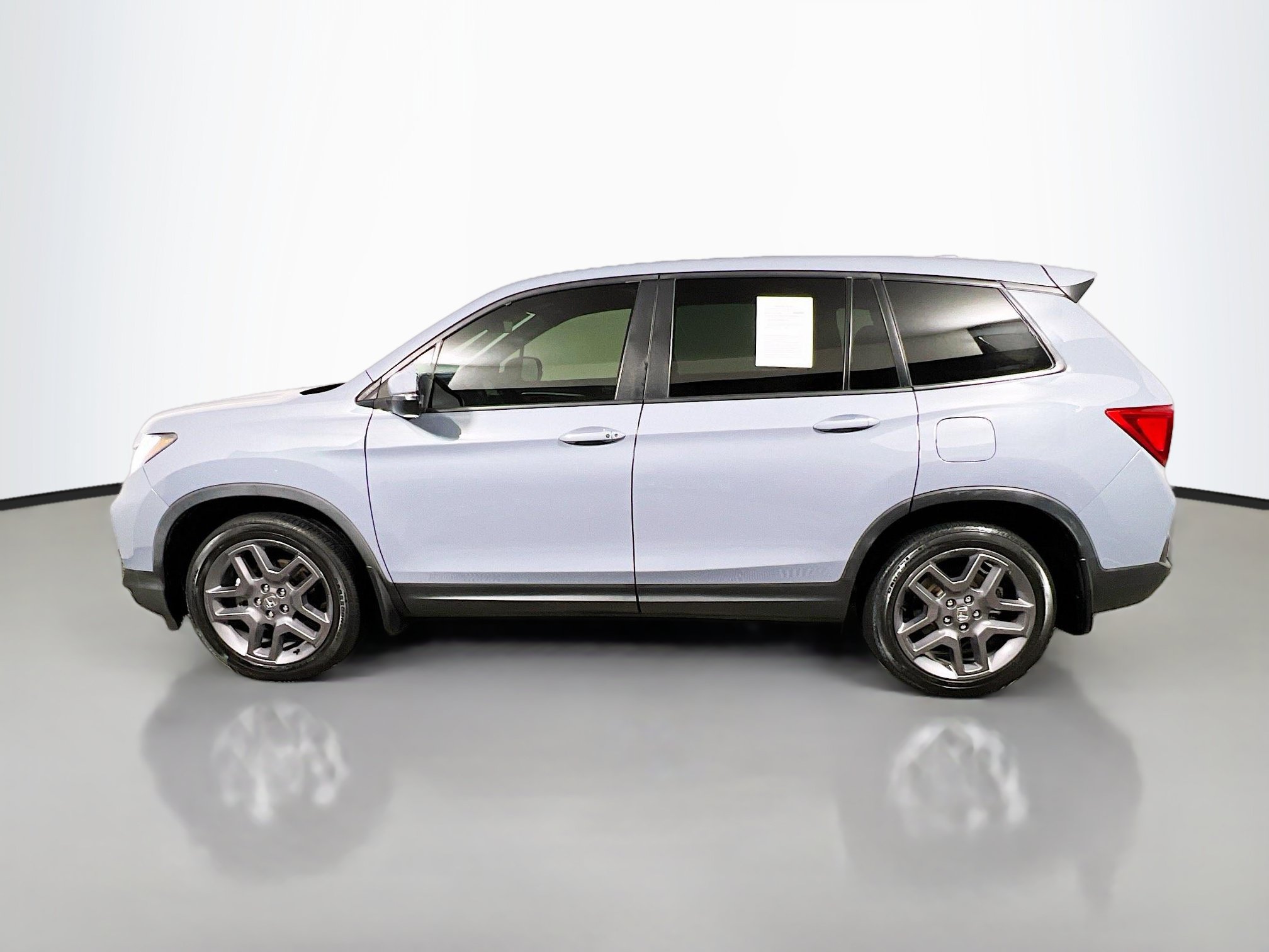 Used 2022 Honda Passport EX-L image 9