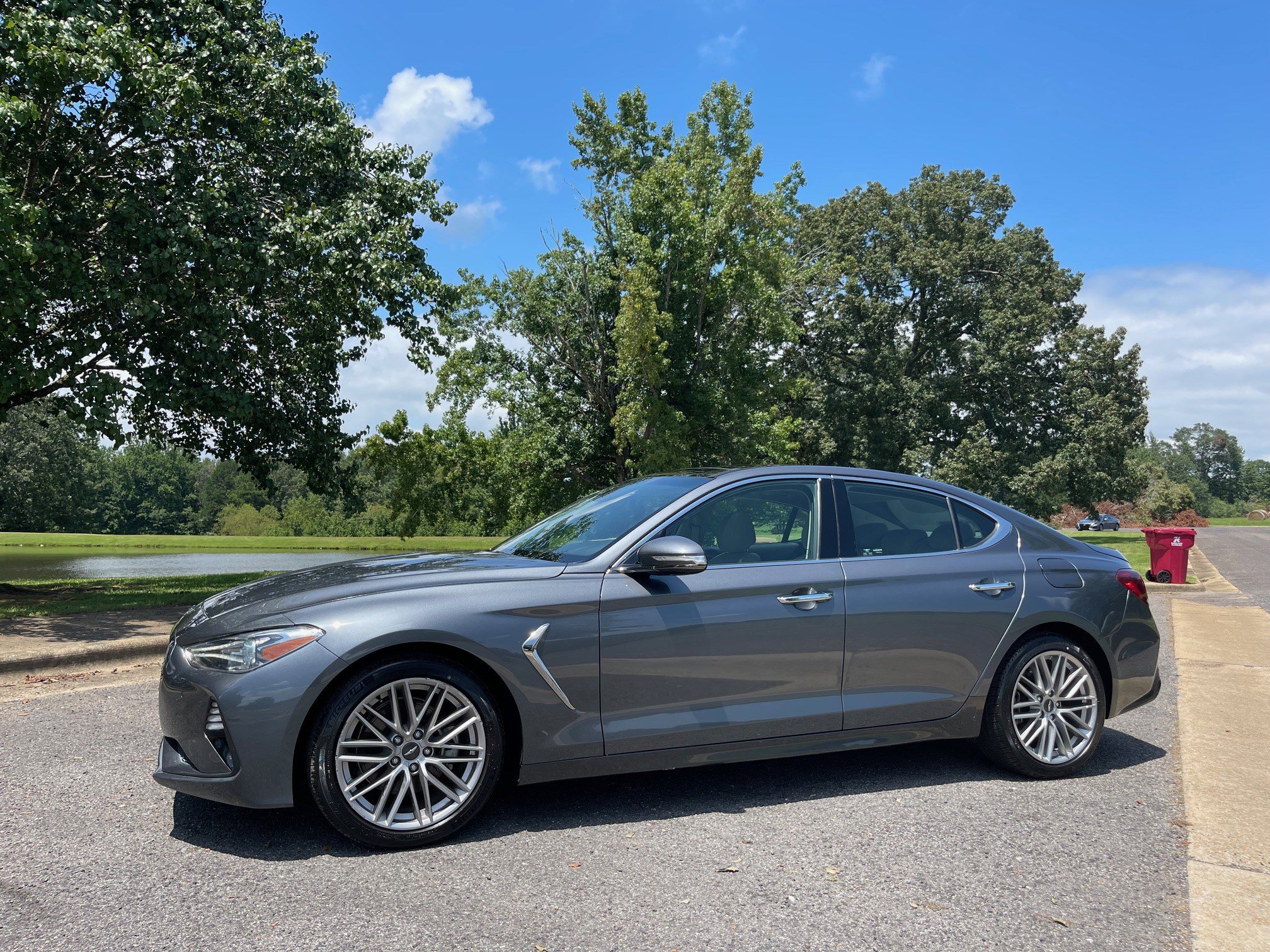 Used 2020 Genesis G70 2.0T w/ Elite Package image 1