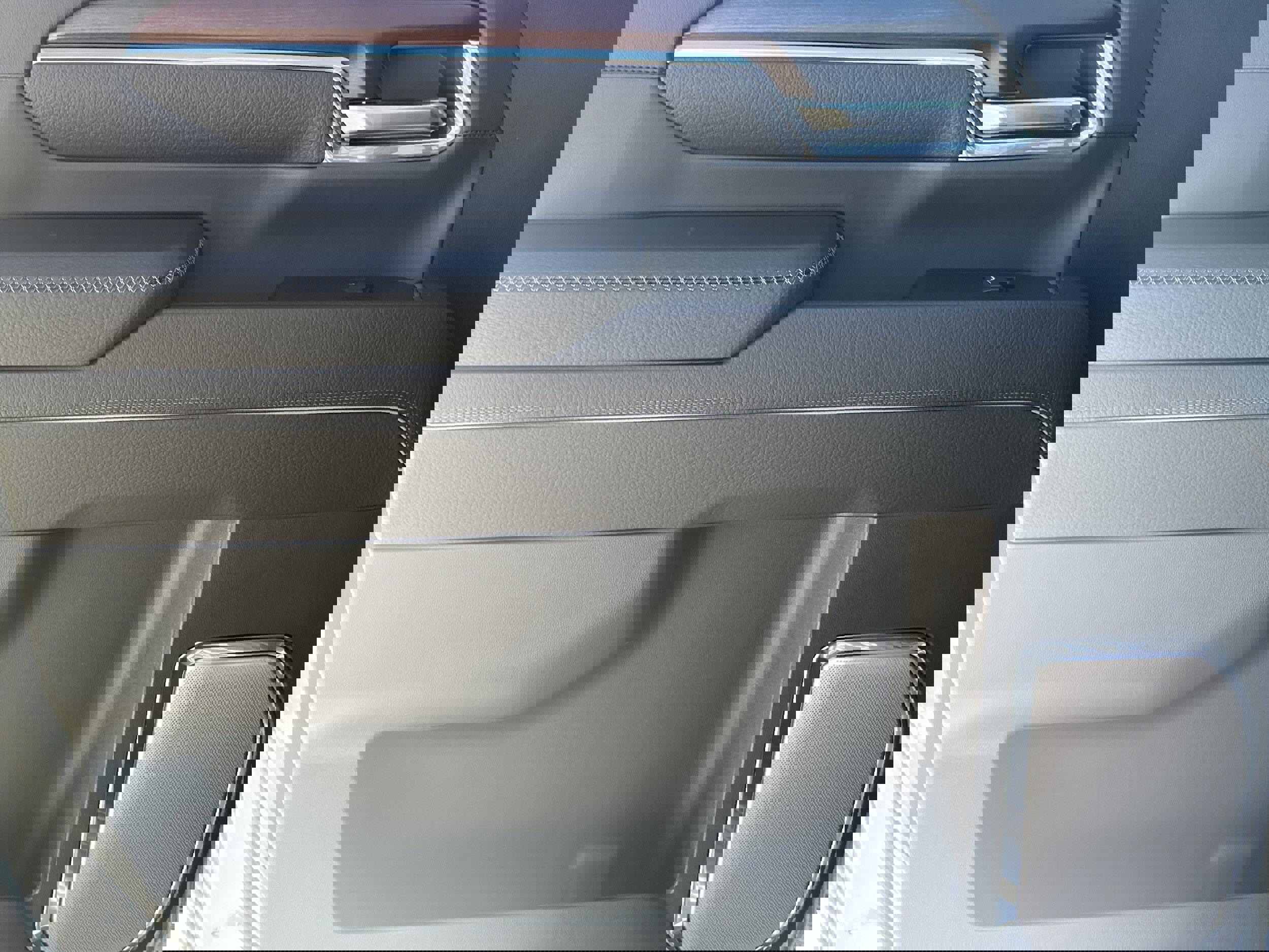 Used 2024 GMC Sierra 2500 Denali w/ Denali Reserve Package image 21