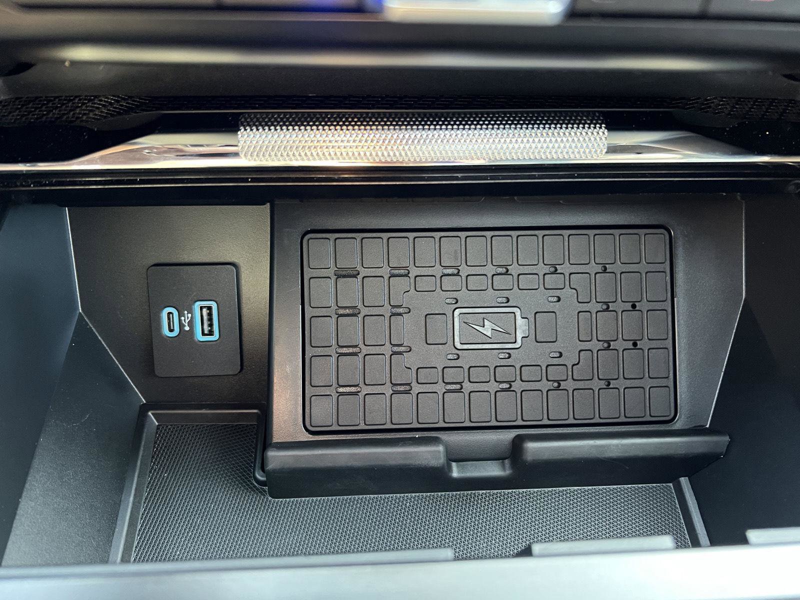 Used 2023 Ford F150 Raptor w/ Blue Interior Package image 38