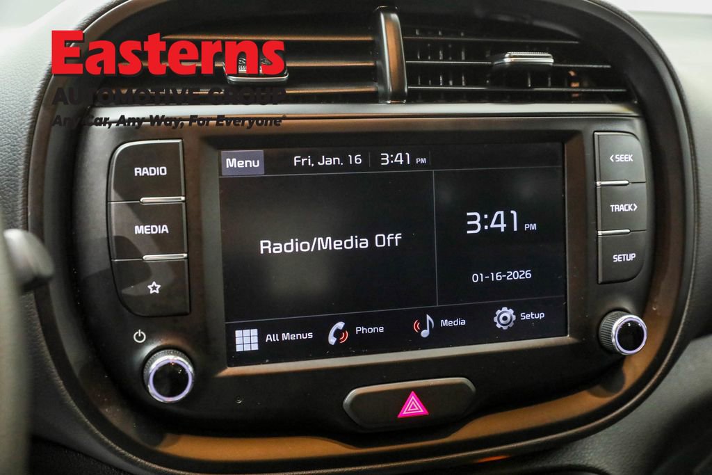 Used 2025 Kia Soul LX w/ LX Technology Package image 19