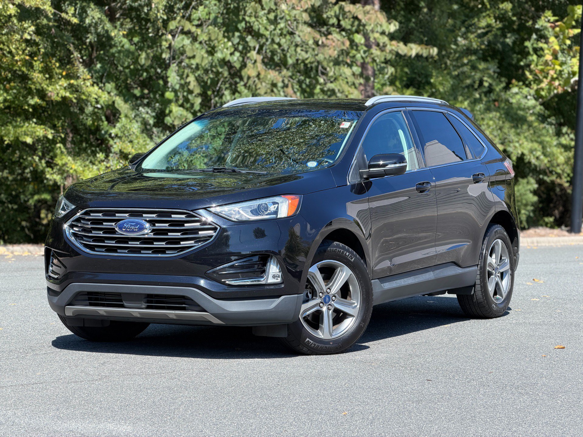 Used 2020 Ford Edge SEL w/ Convenience Package FWD image 1