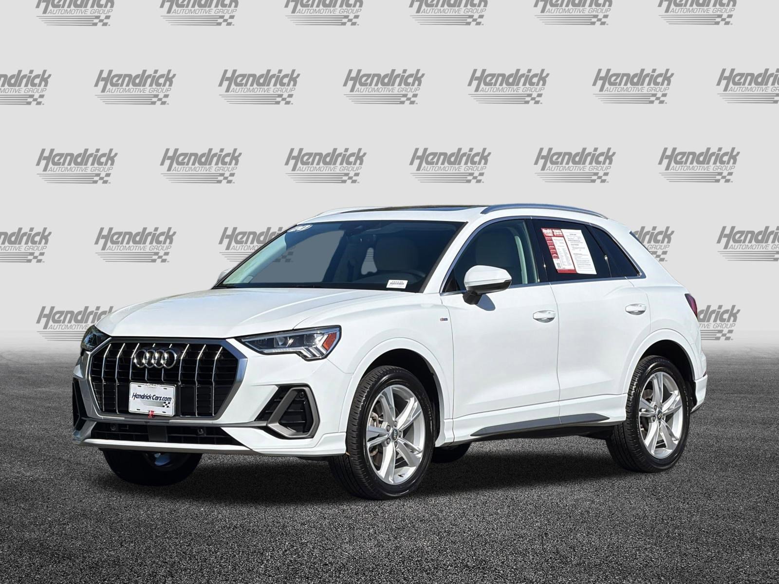 Used 2020 Audi Q3 2.0T Premium Plus w/ Premium Plus Package AWD/4WD image 9