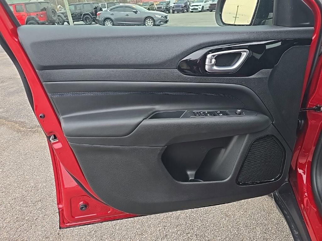 New 2026 Jeep Compass Limited image 12