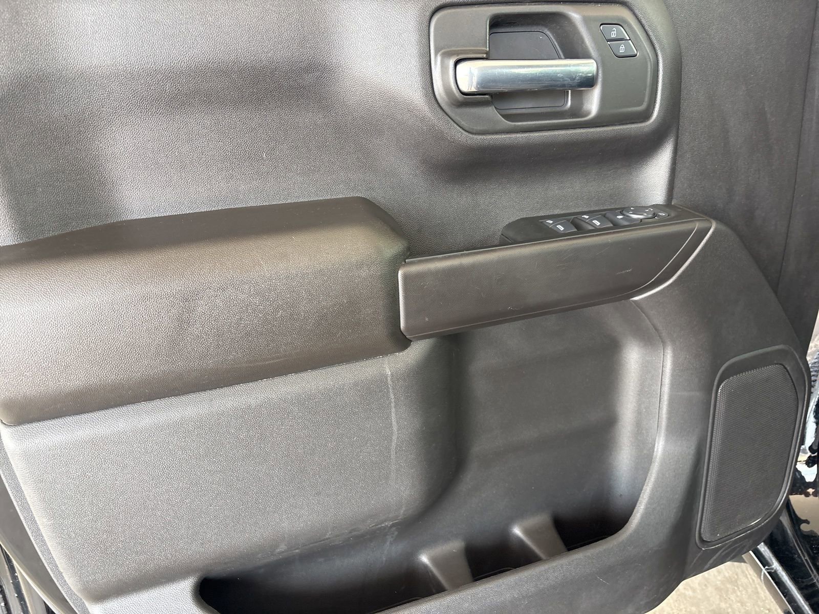 Used 2024 Chevrolet Silverado 1500 Custom AWD/4WD image 10