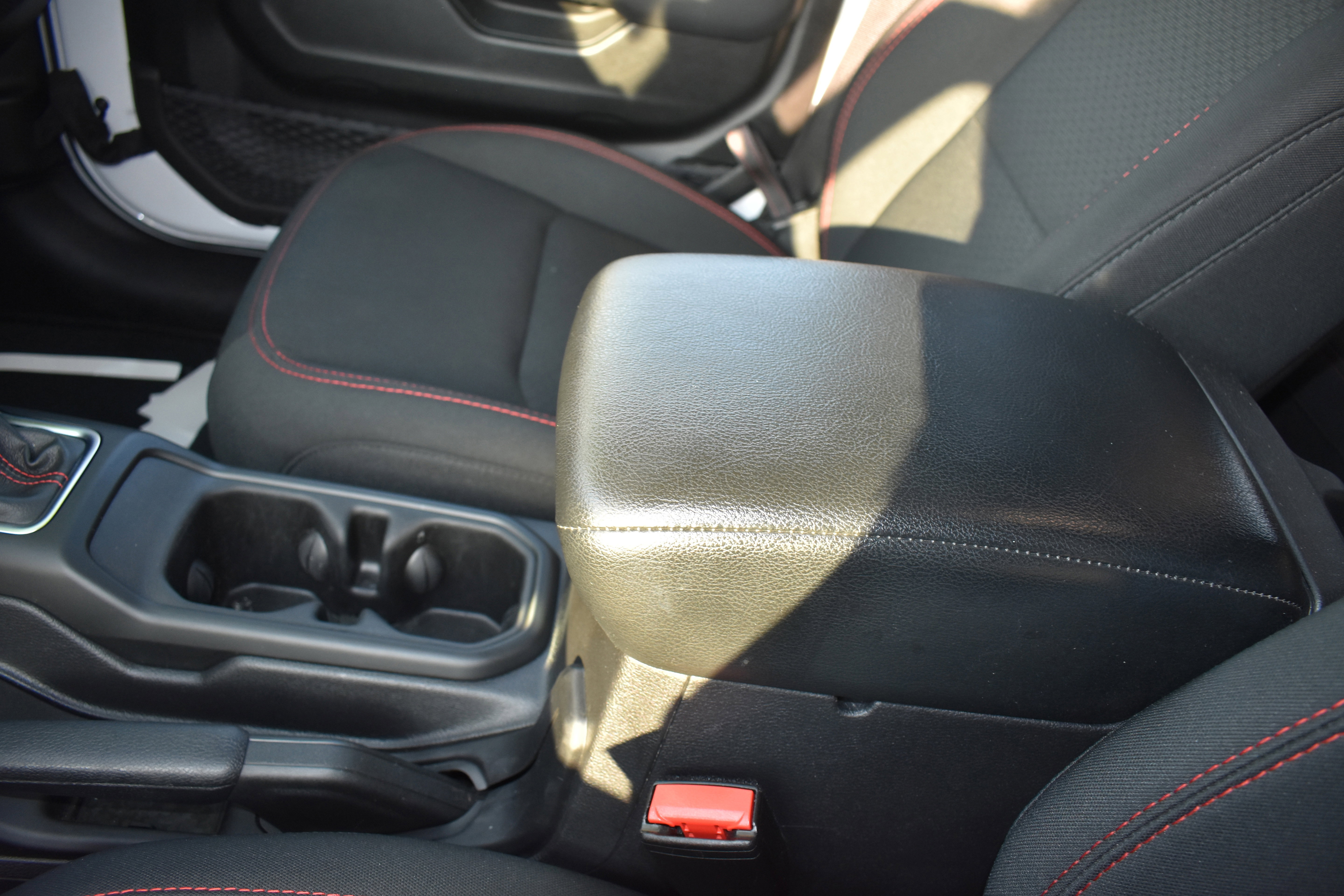 Used 2022 Jeep Wrangler Unlimited Rubicon w/ LED Lighting Group image 24