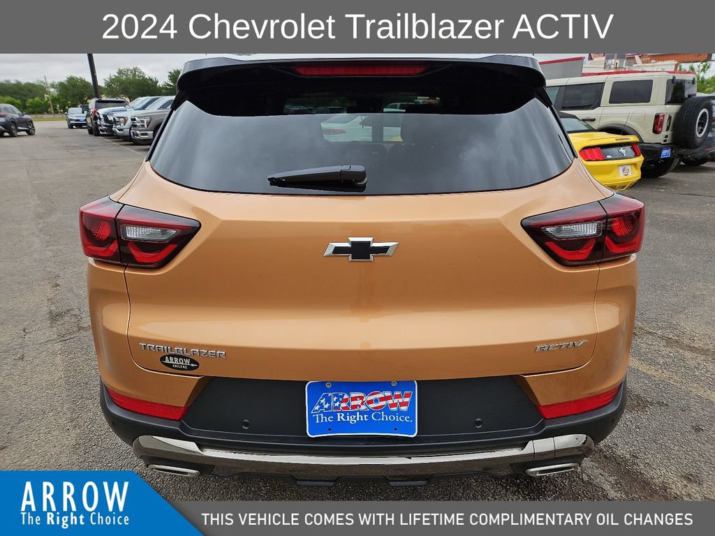 Used 2024 Chevrolet TrailBlazer ACTIV w/ Convenience Package FWD image 11