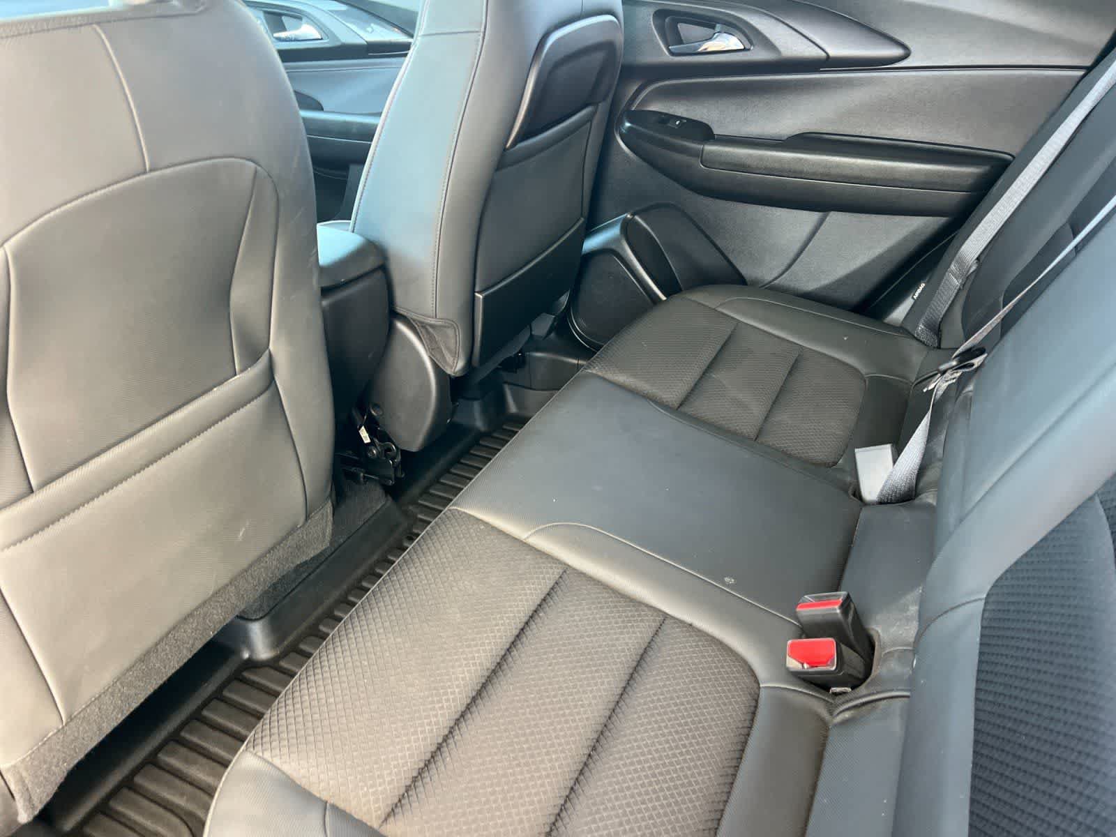 Used 2023 Chevrolet TrailBlazer RS w/ Convenience Package FWD image 5