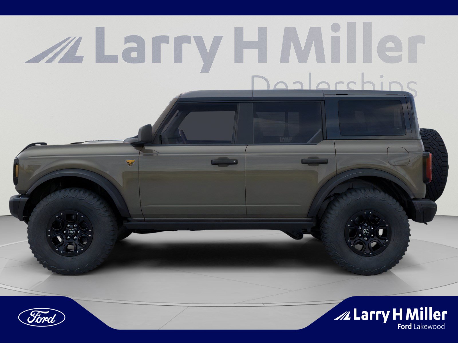 New 2026 Ford Bronco Badlands AWD/4WD image 3