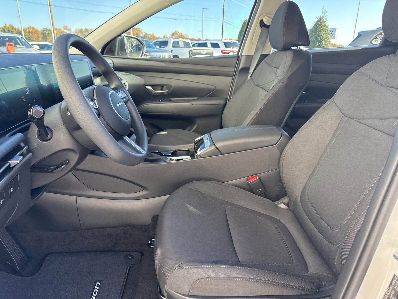 Used 2026 Hyundai Tucson SE AWD/4WD image 32