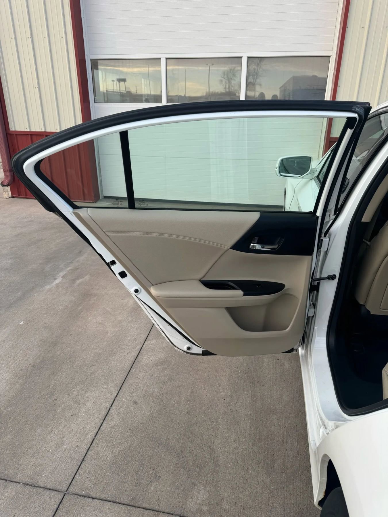 Used 2013 Honda Accord EX-L image 10