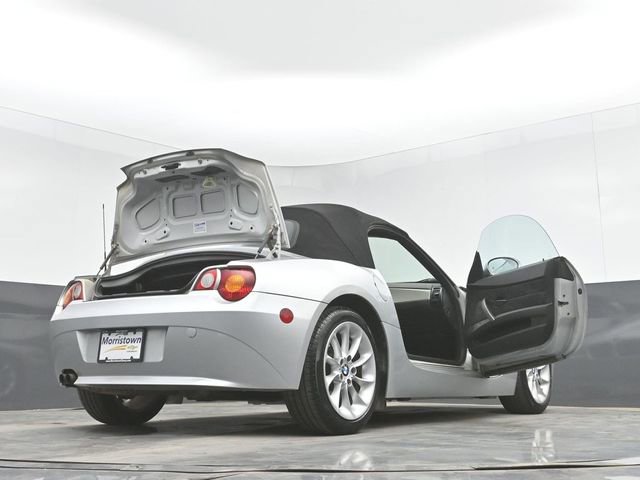 Used 2003 BMW Z4 2.5i image 45