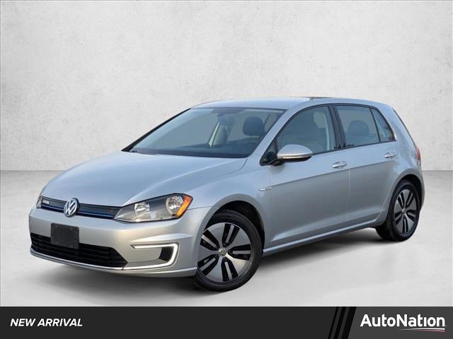 Used 2016 Volkswagen e-Golf SE w/ DC Fast Charging Package