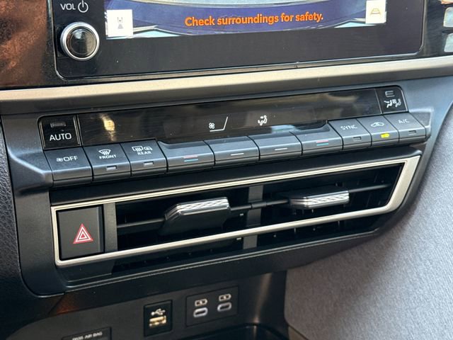 Certified 2025 Toyota Camry LE w/ Convenience Package image 24