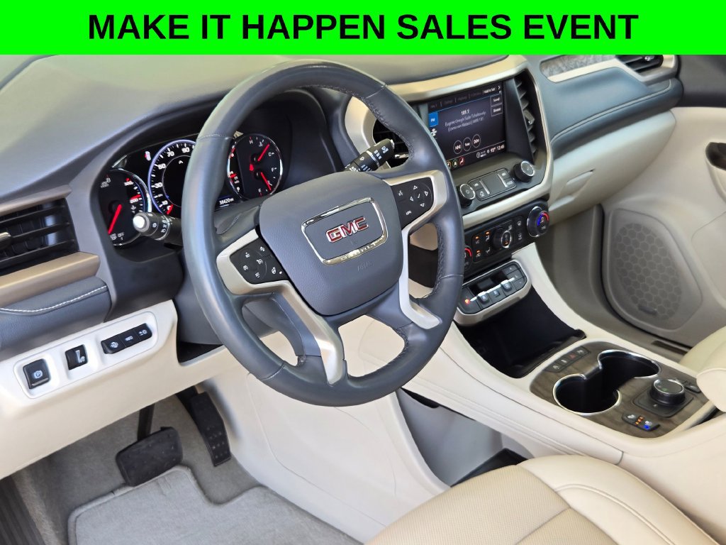 Used 2023 GMC Acadia Denali FWD image 10