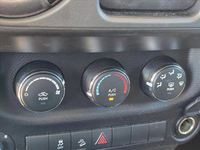 Used 2018 Jeep Wrangler Unlimited Sport S AWD/4WD image 14