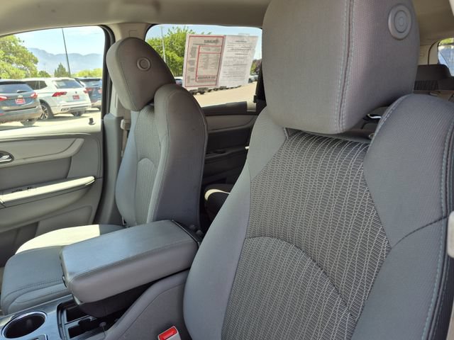 Used 2016 Chevrolet Traverse LT w/ Style and Technology Package FWD image 18