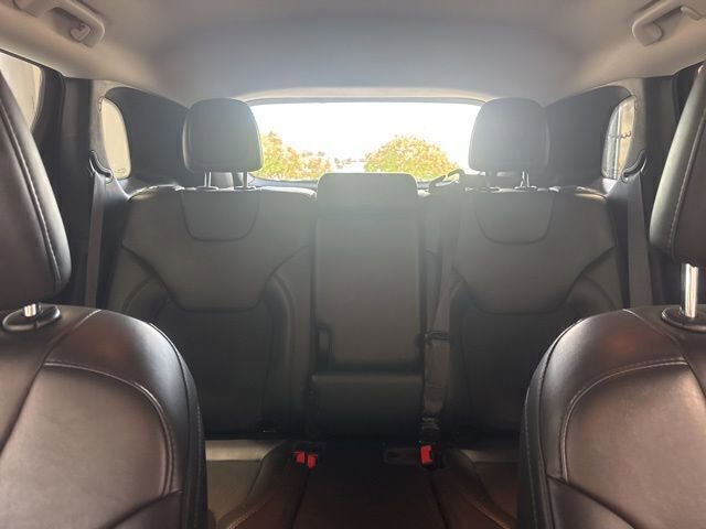 Used 2021 Jeep Cherokee Latitude Plus image 17