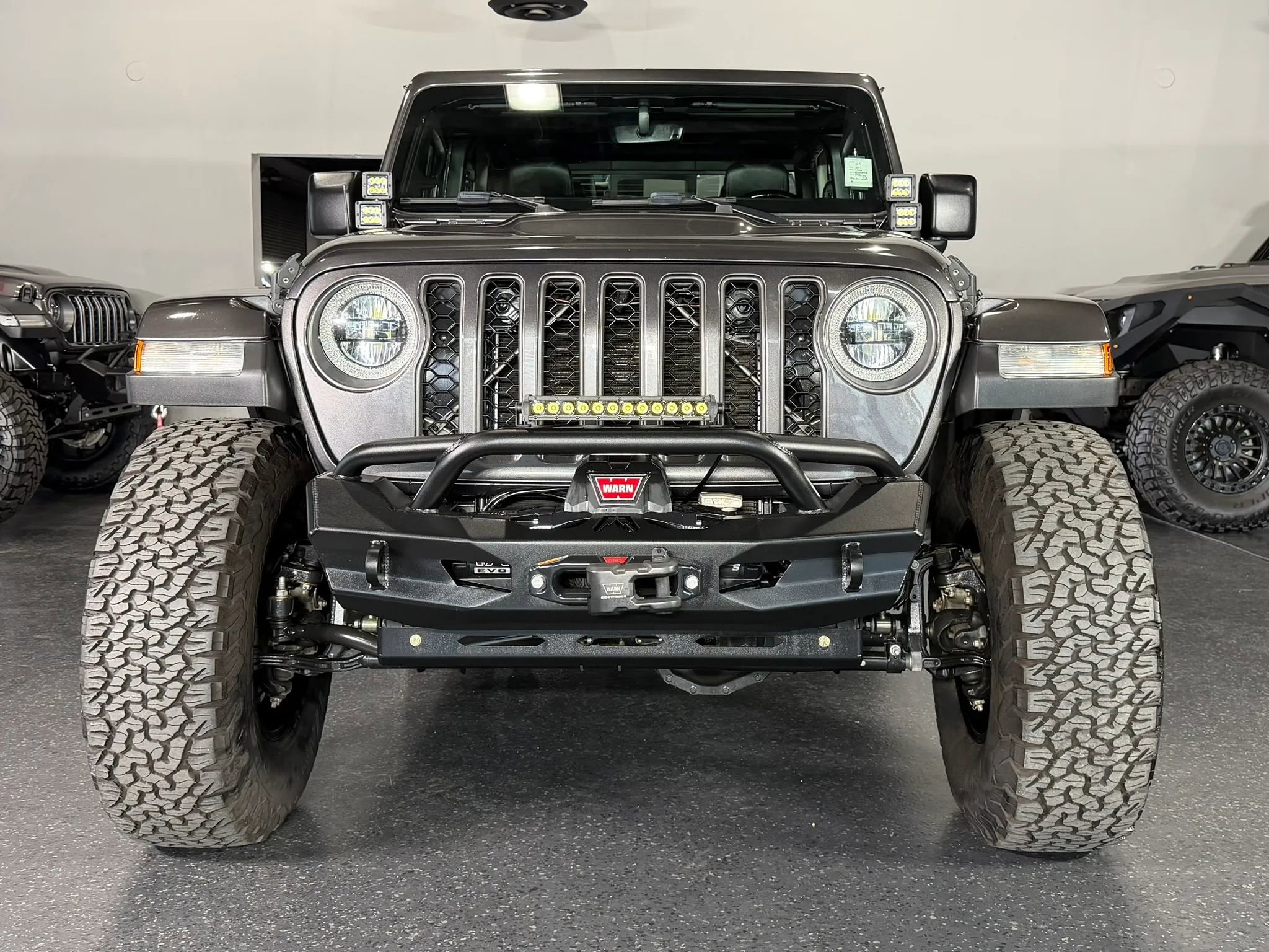 Used 2021 Jeep Gladiator Rubicon AWD/4WD image 3