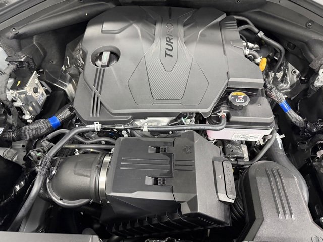 New 2026 Genesis GV70 2.5T Advanced image 9