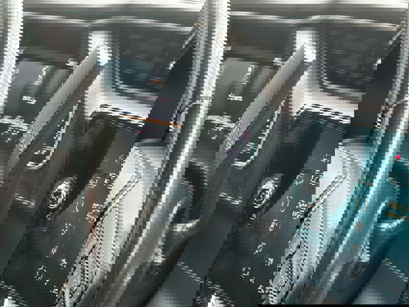 Used 2024 GMC Sierra 2500 Denali Ultimate image 19