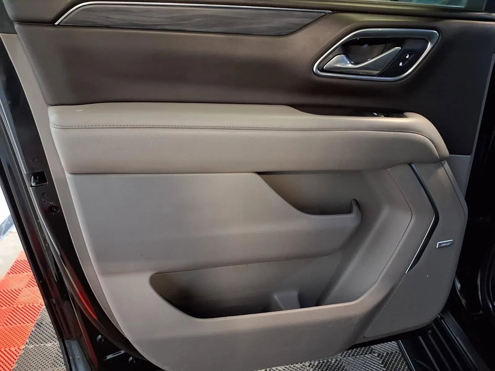 Used 2021 GMC Yukon XL SLT image 17