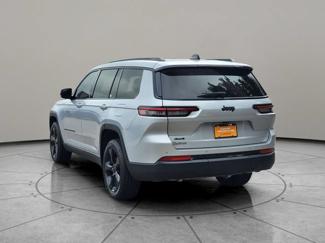 Certified 2024 Jeep Grand Cherokee L Laredo AWD/4WD image 10