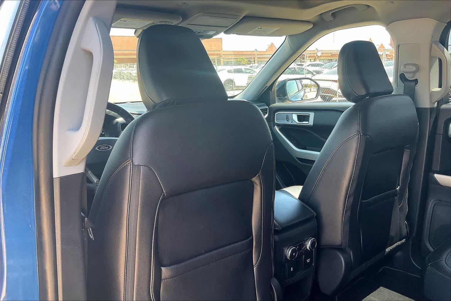 Used 2021 Ford Explorer Limited AWD/4WD image 11