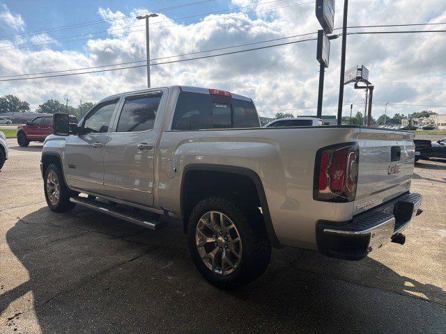 Used 2018 GMC Sierra 1500 SLT w/ Texas SLT Premium Package AWD/4WD image 6