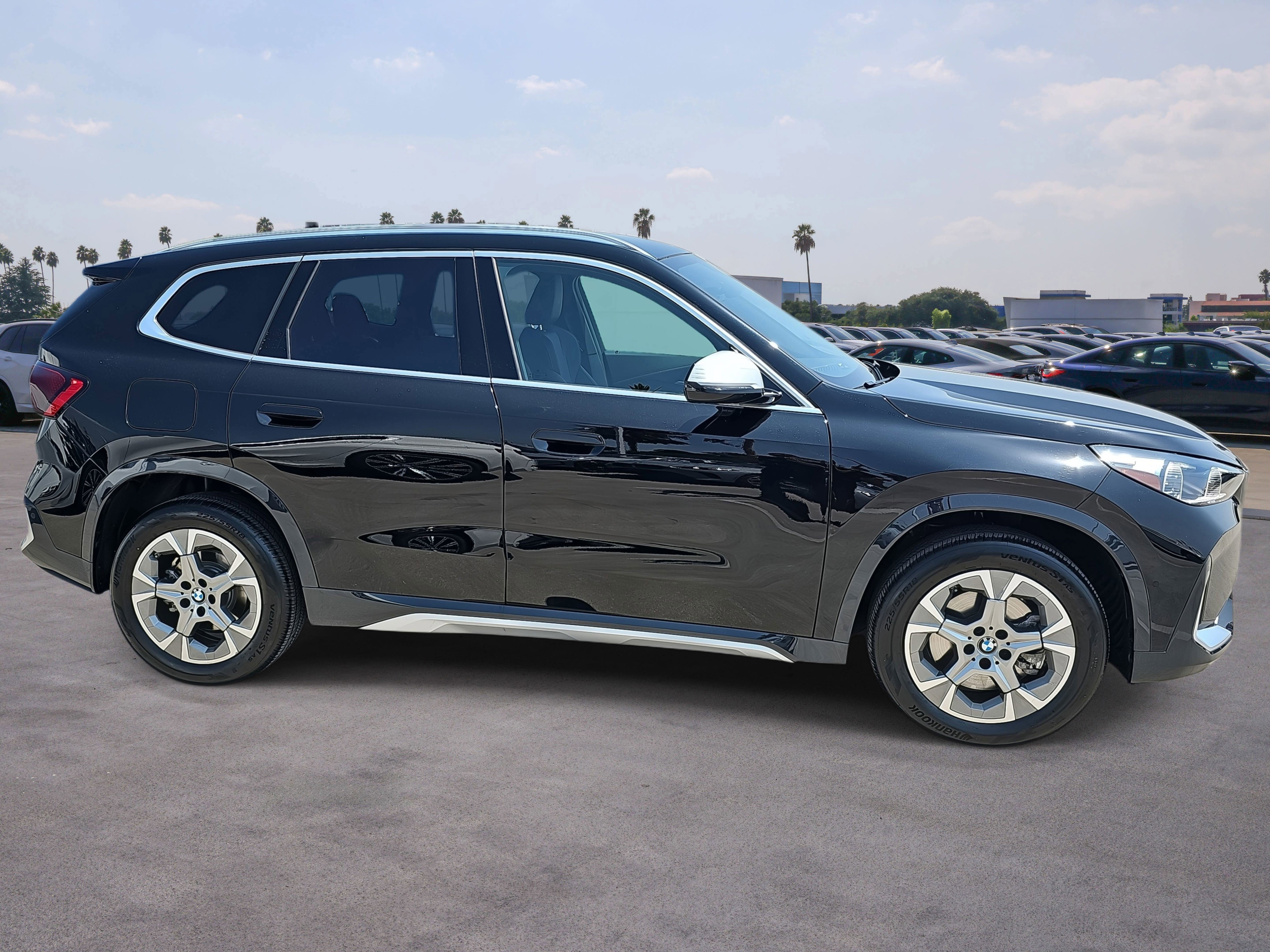 Certified 2023 BMW X1 xDrive28i AWD/4WD image 4