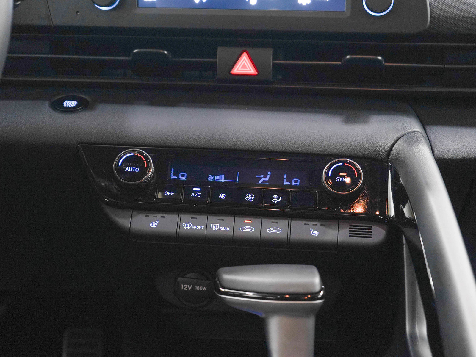 Used 2026 Hyundai Elantra SEL Sport Premium FWD image 17