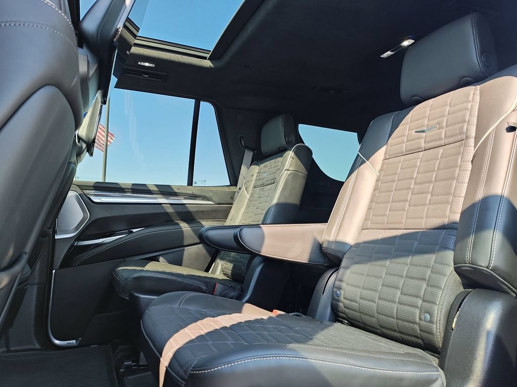 Used 2025 Cadillac Escalade V w/ LPO, Floor Liner Package AWD/4WD image 14