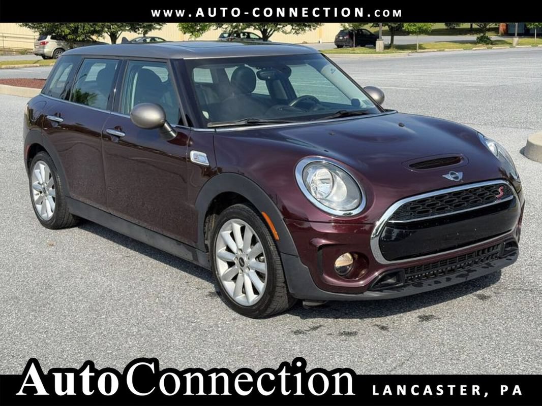 Used 2017 MINI Cooper Clubman S FWD image 1