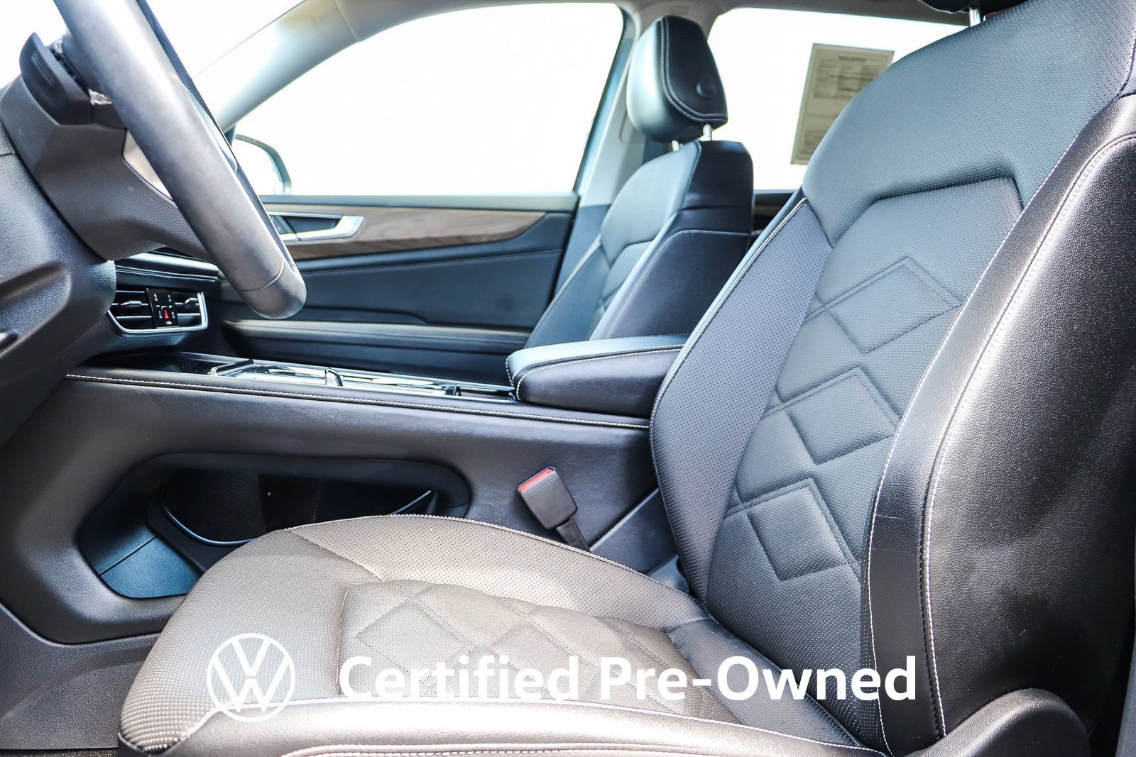 Certified 2024 Volkswagen Atlas SE FWD image 24
