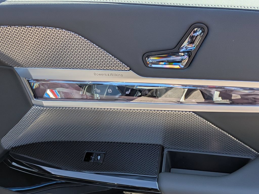New 2026 BMW 740i RWD image 19