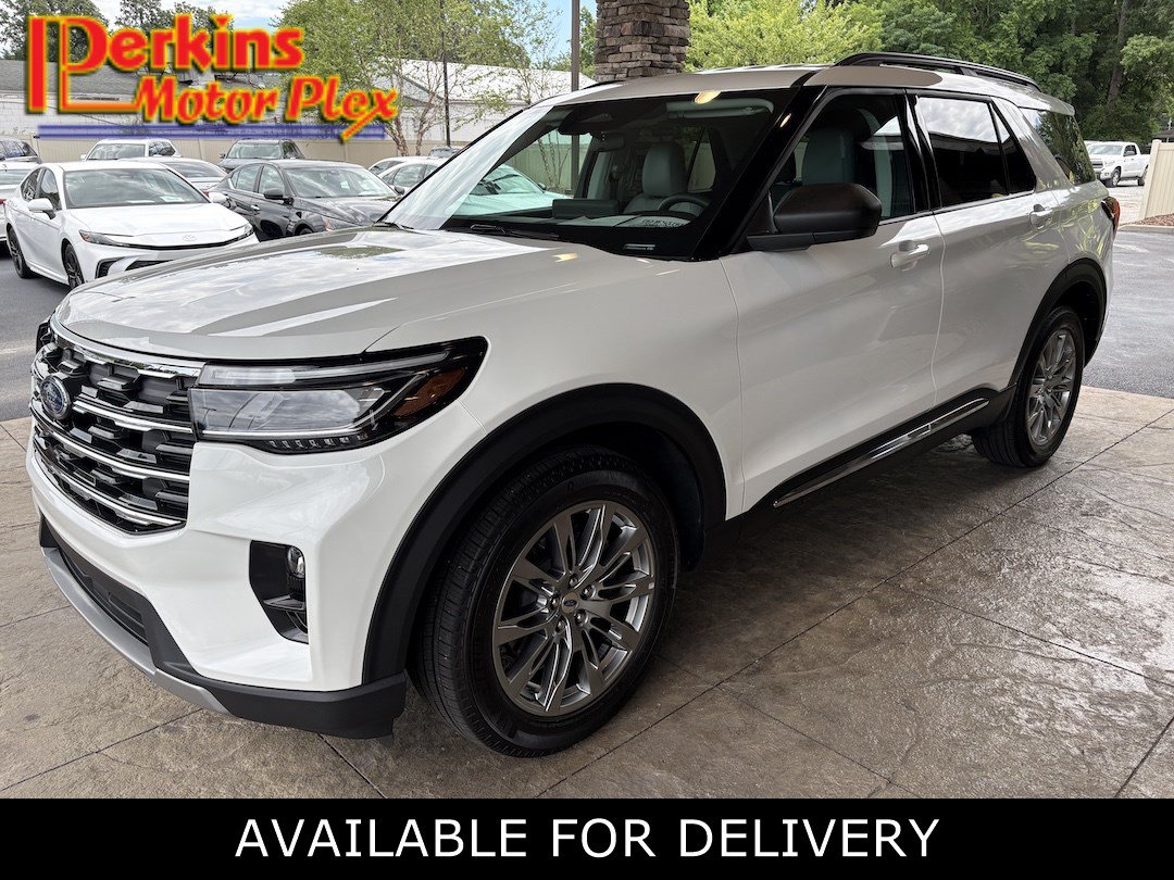 Used 2025 Ford Explorer Active w/ Active Comfort Package