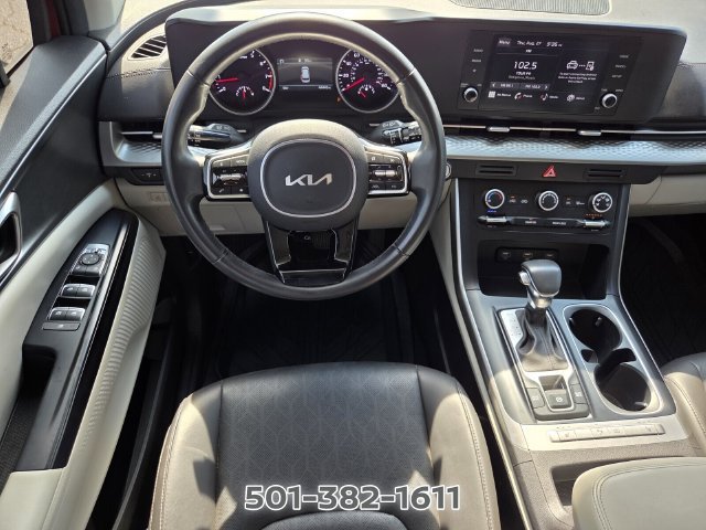 Used 2023 Kia Carnival LX FWD image 15