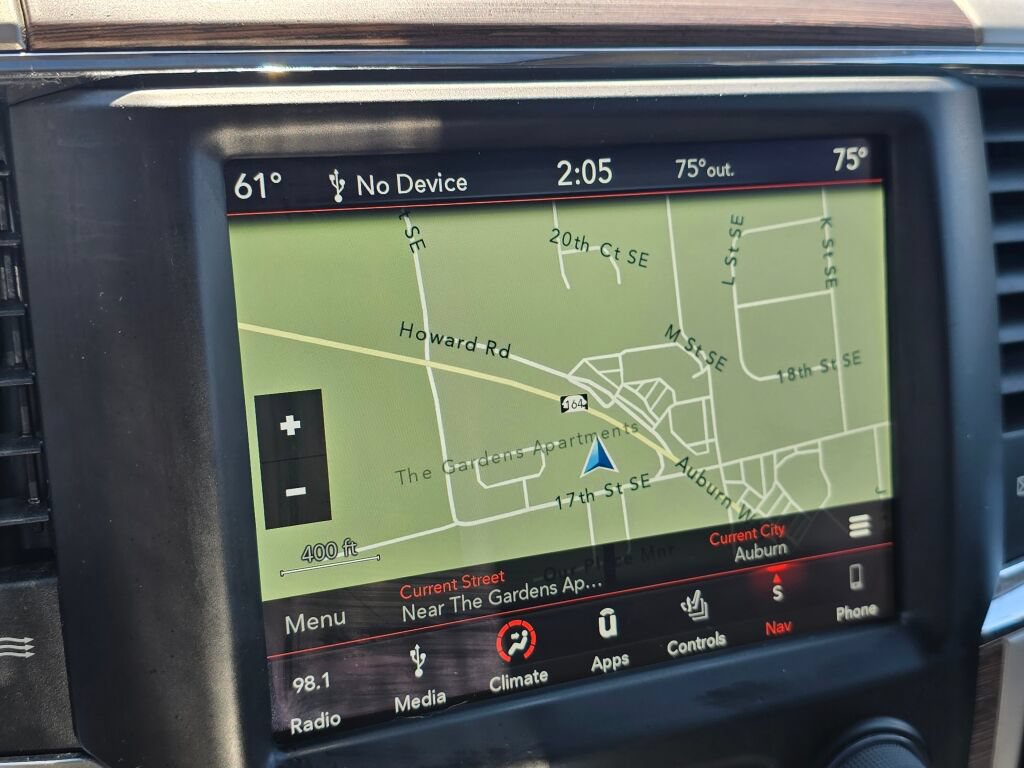 Used 2018 RAM 3500 Laramie AWD/4WD image 10