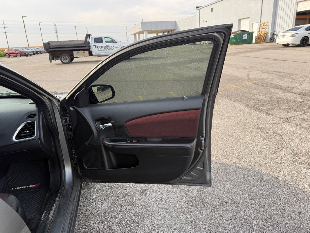 Used 2012 Dodge Avenger SXT Plus FWD image 37