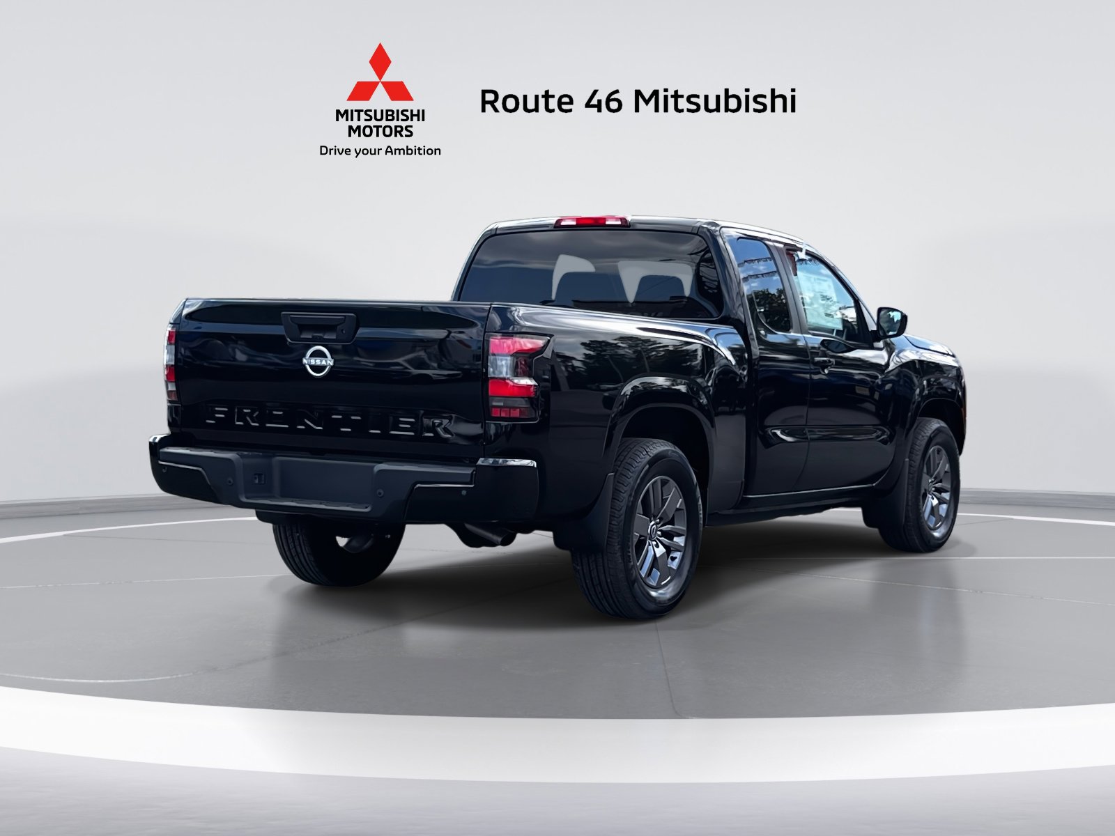 Used 2025 Nissan Frontier SV image 5