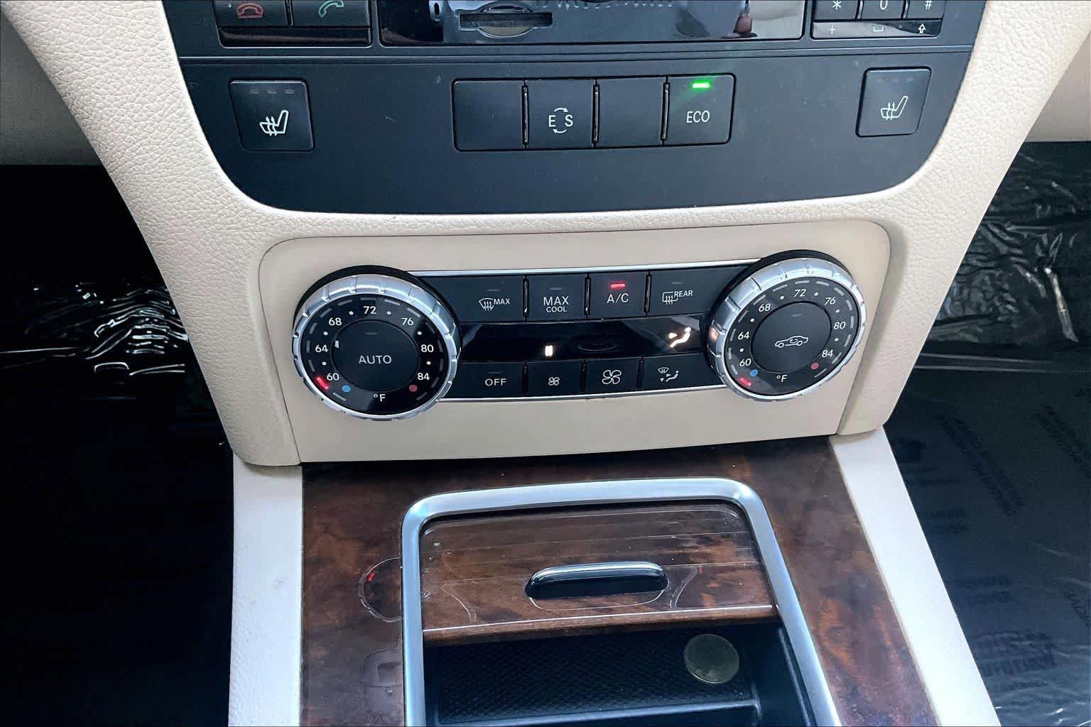 Used 2015 Mercedes-Benz GLK 350 2WD image 34