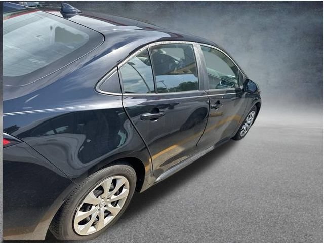 Used 2024 Toyota Corolla LE FWD image 8