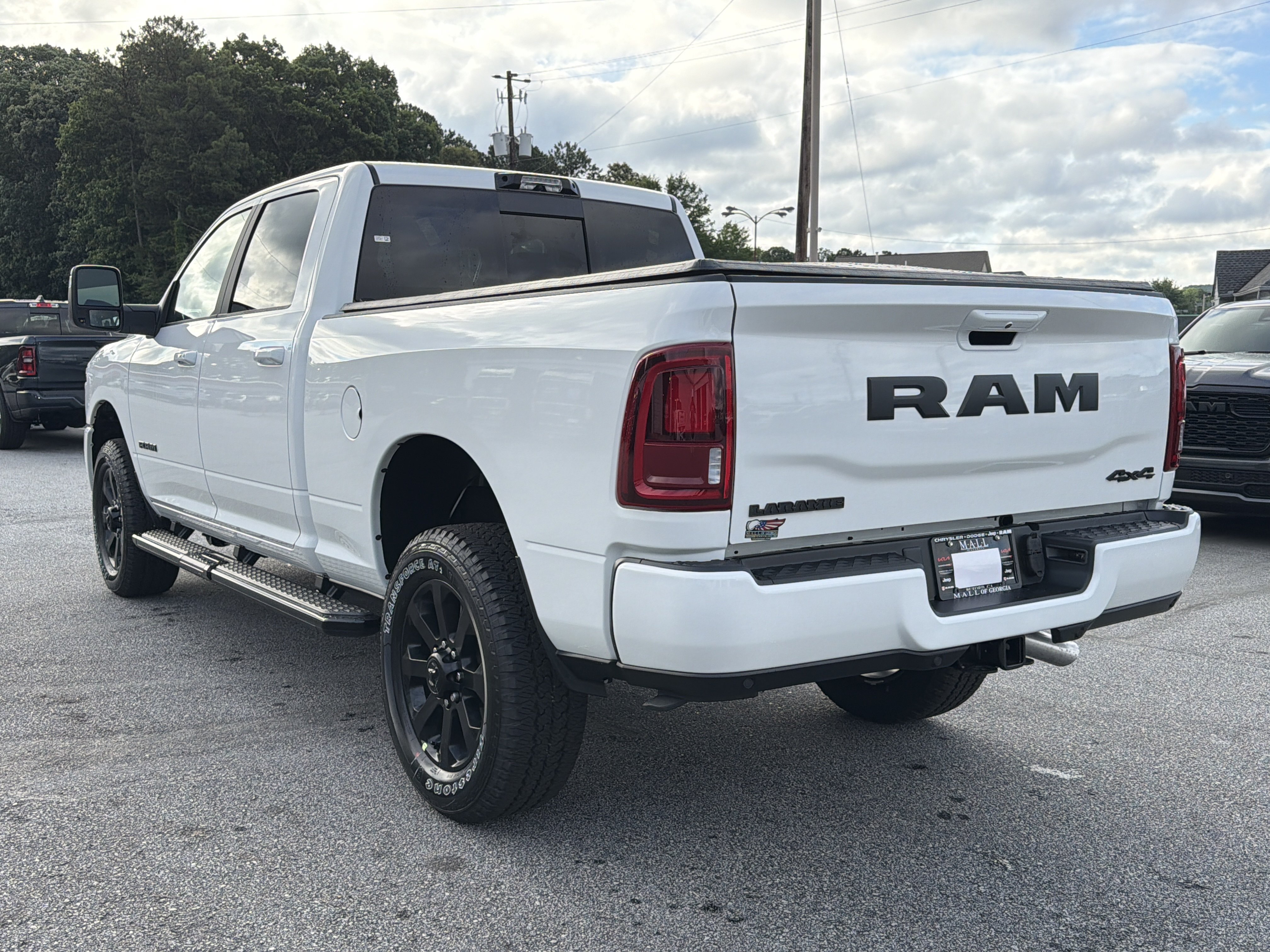 New 2026 RAM 2500 Laramie w/ Night Edition AWD/4WD image 7