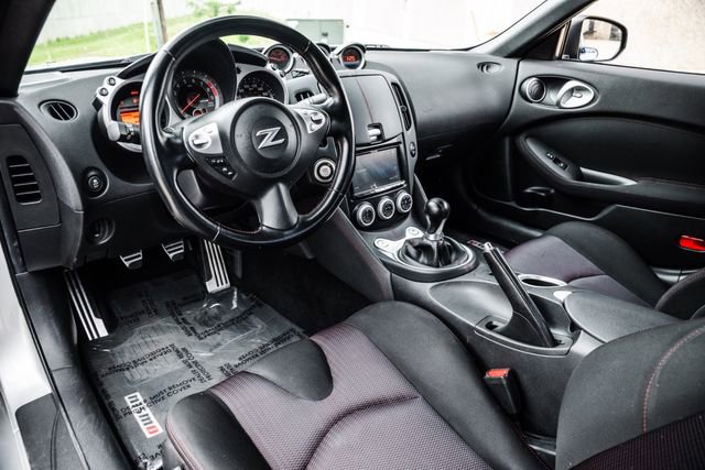 Used 2013 Nissan 370Z NISMO w/ Bose Pkg RWD image 2