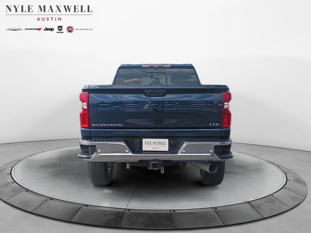 Used 2021 Chevrolet Silverado 2500 LTZ w/ LTZ Premium Package image 15