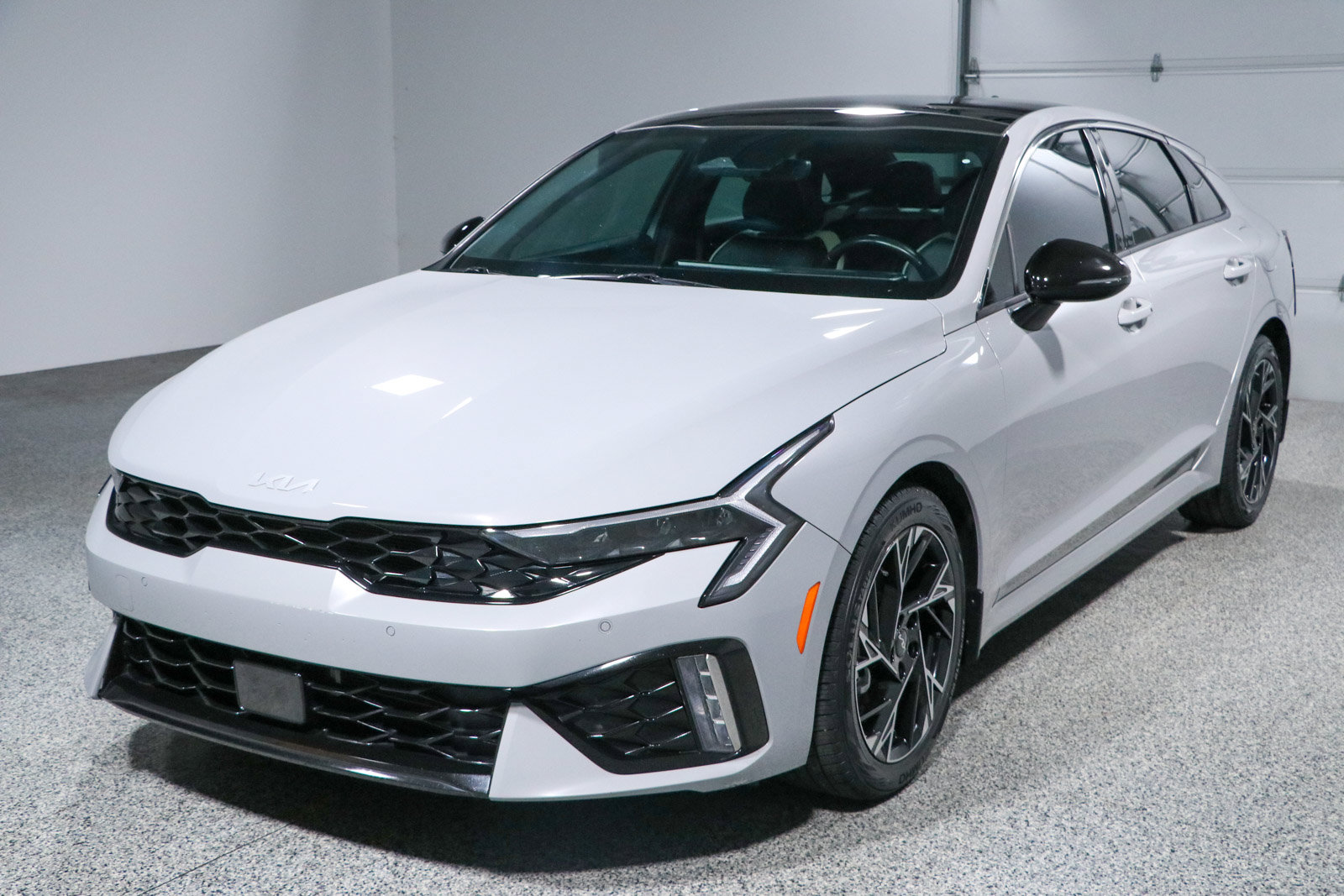 Used 2025 Kia K5 GT-Line w/ GT-Line Premium Package FWD image 31