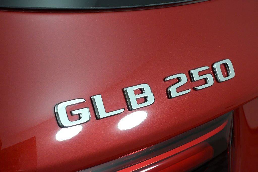 New 2026 Mercedes-Benz GLB 250 image 28