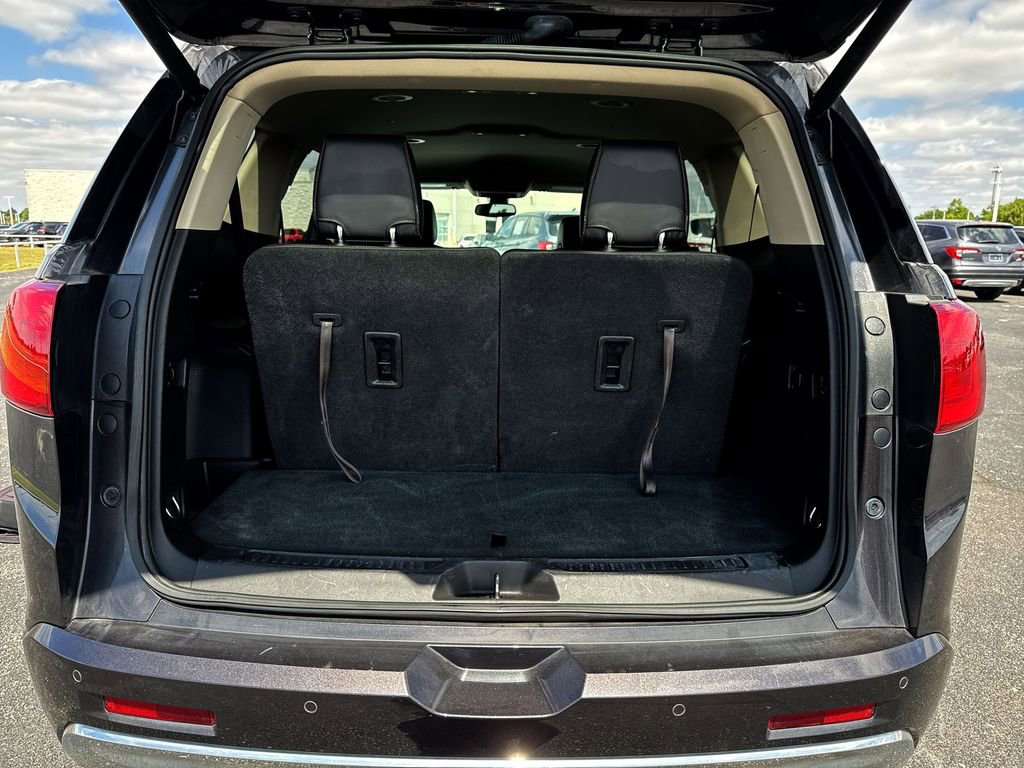Used 2019 GMC Acadia Denali w/ LPO, Cargo Package FWD image 24